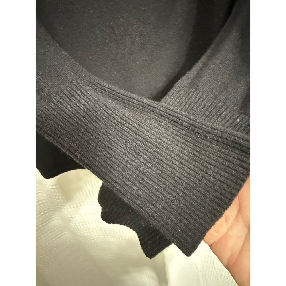 Smartwool Sweater Black  V-Neck Wool Blend Warm Base Layer GUC Winter Ski Large - Picture 4 of 6